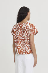 Kurzarm-Bluse mit Zebra-Print – Modell Yardeen aus LENZING™ ECOVERO™