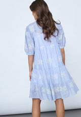 Kleid Ibon in Blau mit Blumenmuster