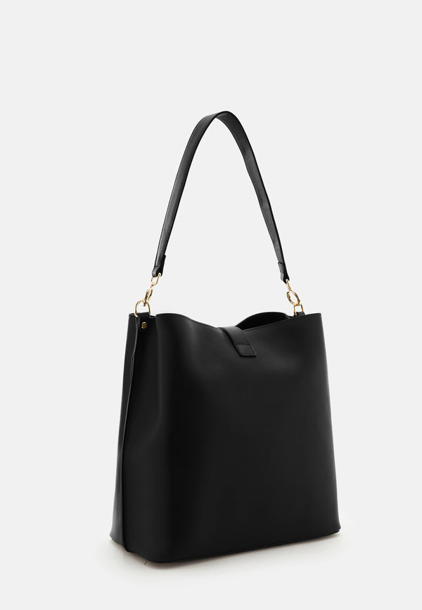 Eiby Hobo in Schwarz