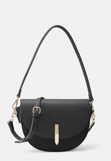 Schultertasche Selje Saddle SEIDENFELT – Schwarz mit goldener Statement-Schließe