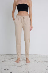 Hose Kate in Doeskin