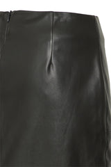 Rock Comano in Black