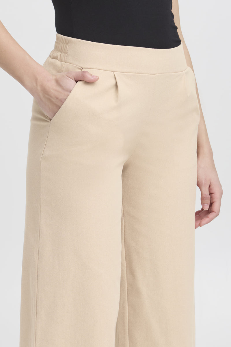 Jersey-Culotte in Beige – Baumwollmix, Modell Kate Denerim