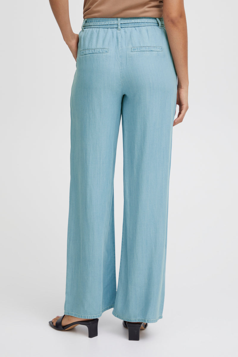 Hose Lana Heavy Woven in Light Blue Denim