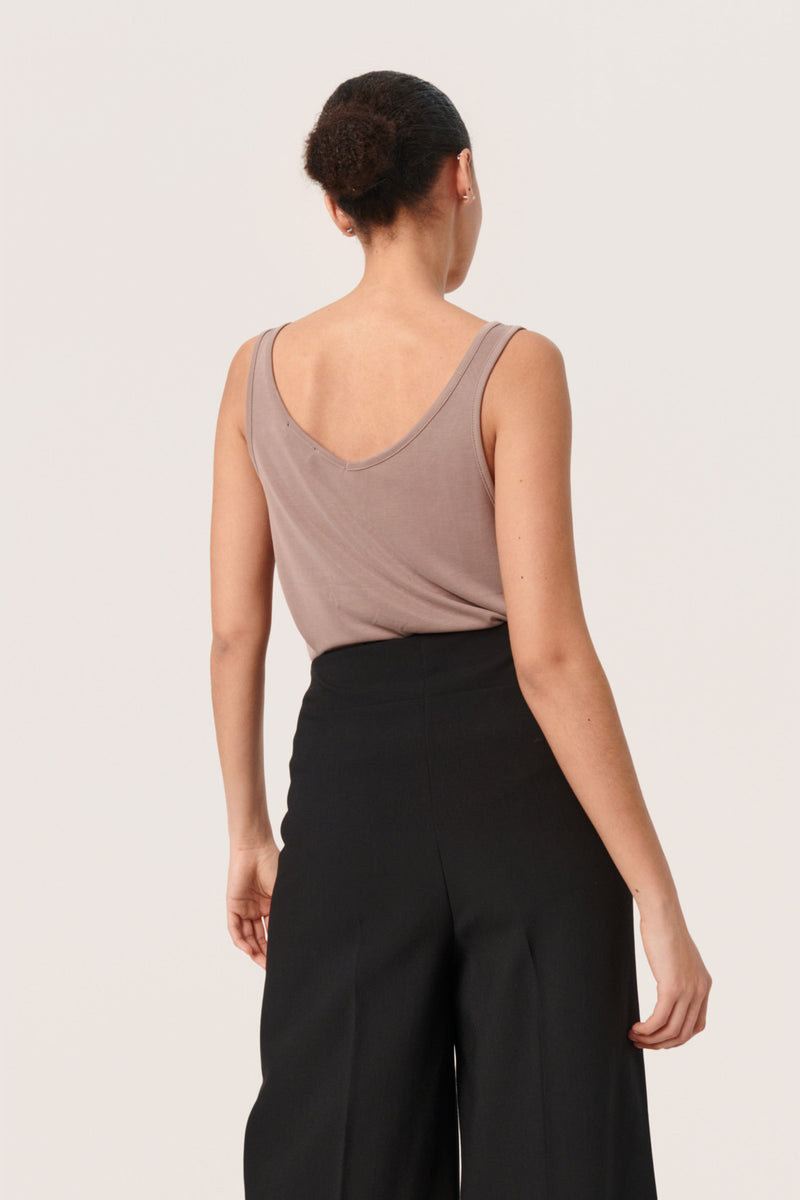 Tanktop Columbine in Brown Lentil