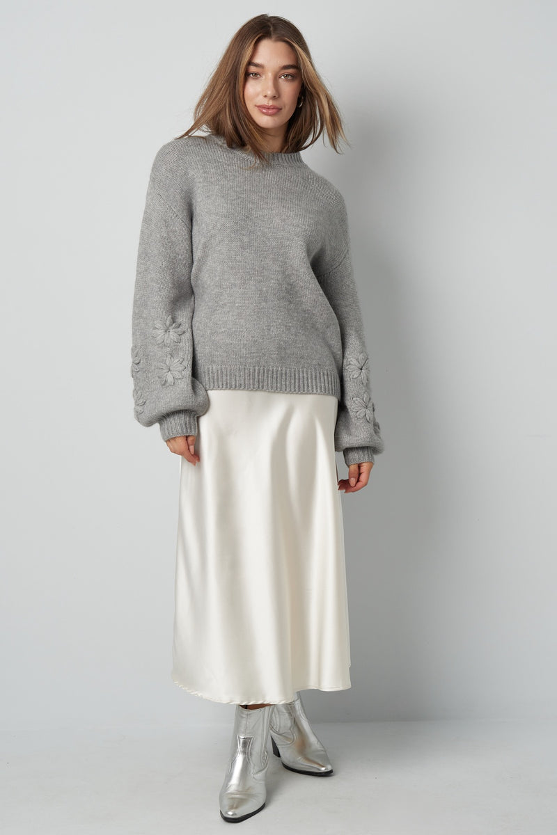 Pullover Blumenärmel