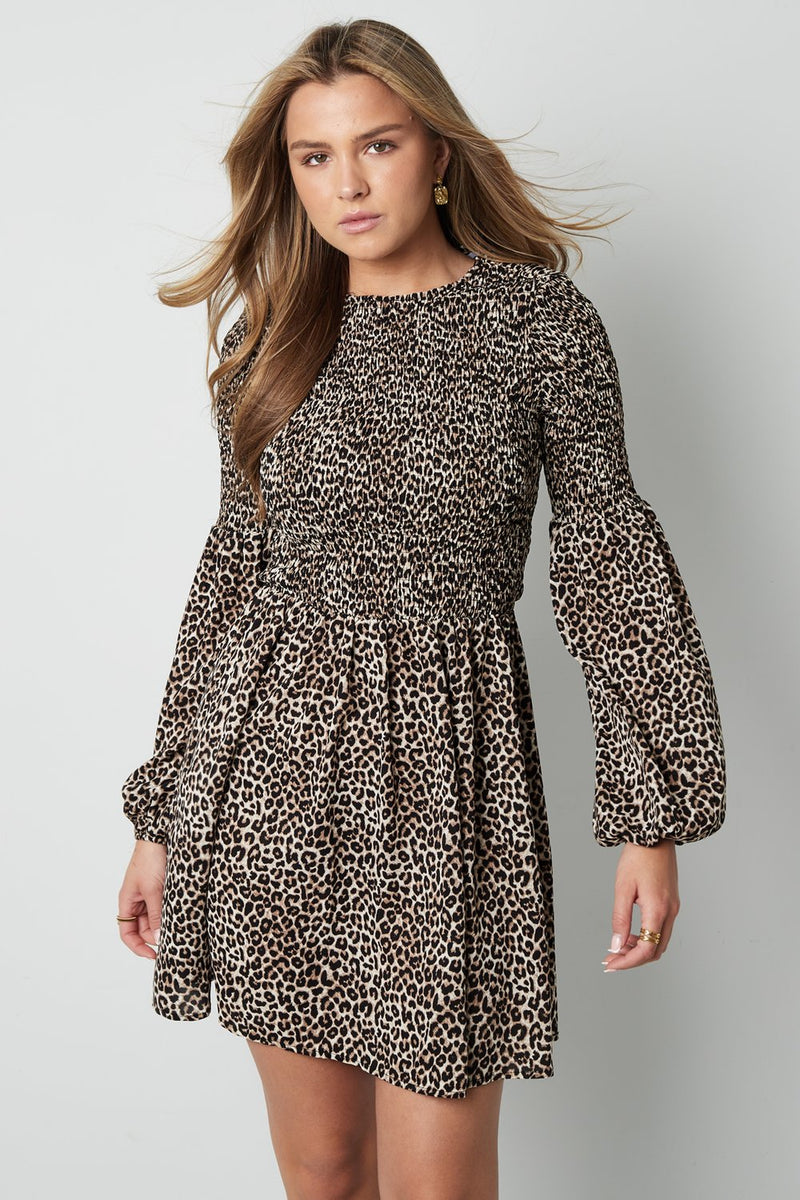 Kleid in Leo Print