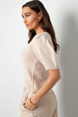 Beiger Kurzarm-Pullover mit Puffärmeln – Amy