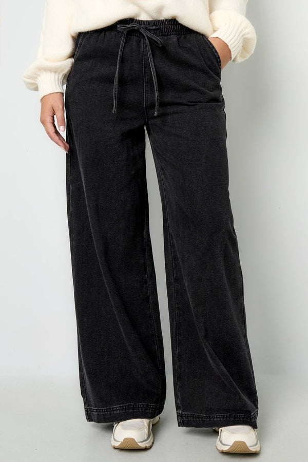 Jeans Joggpants in Schwarz