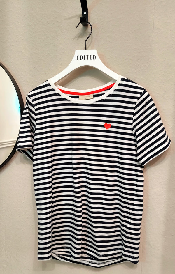 T-Shirt Mian in Star Off-white w. Navy Blazer