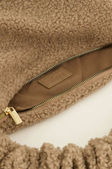 Teddy Tasche in Taupe
