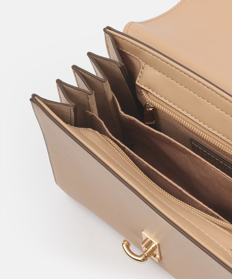 Tasche Kisa II in powder taupe/gold