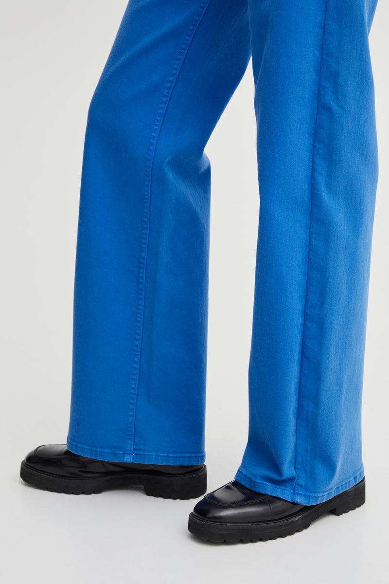 Hose Kato Lydia in Strong Blue