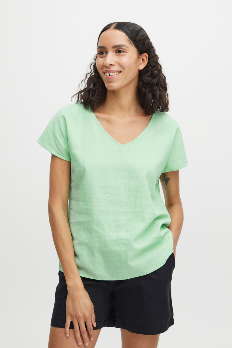 Bluse Falakka V-Neck in Spring Bud