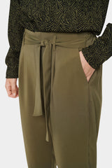 Hose Andrea in Musk