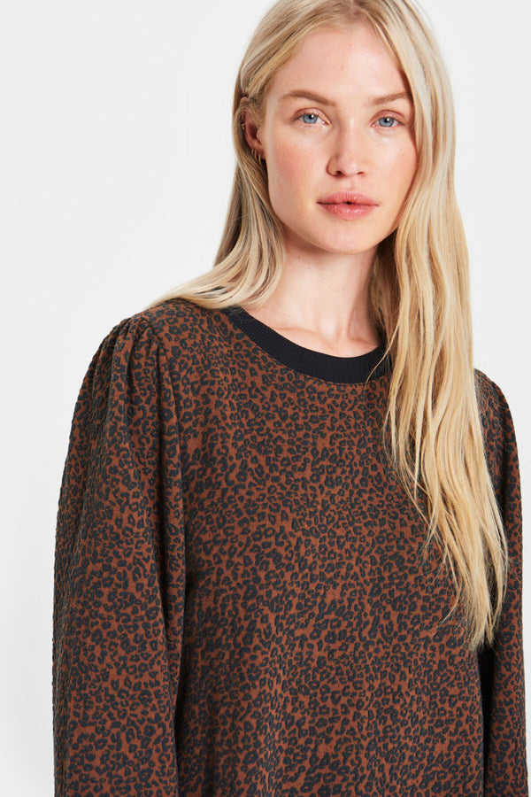 Pullover Pen in Mink