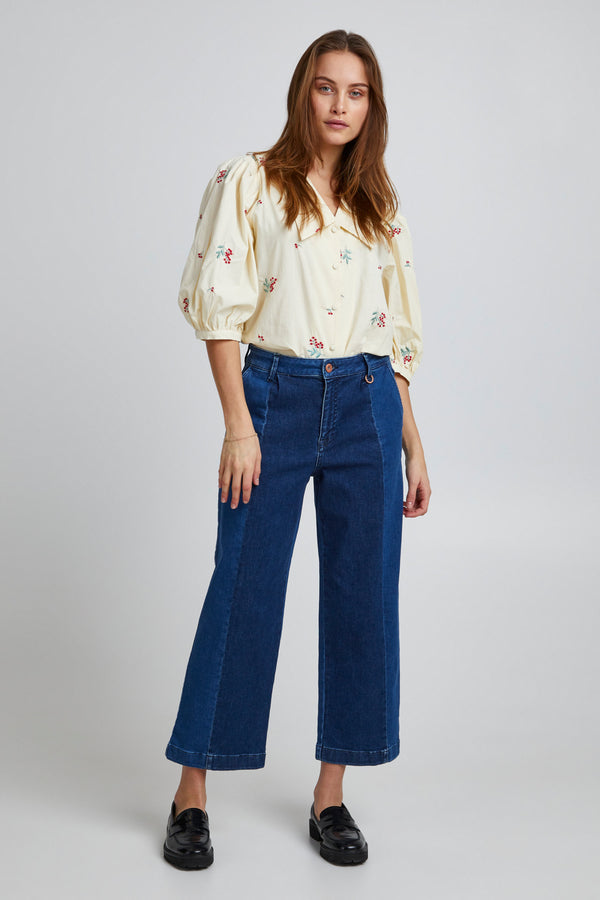 Jeans Liva in Medium Blue