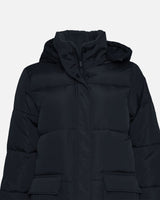 Jacke Kaysa in Sky Captain