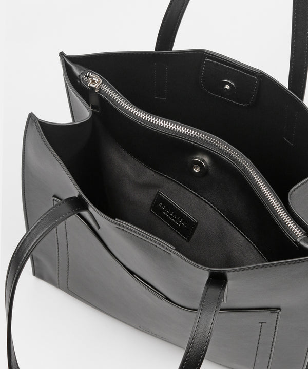 Tasche Fria in Black